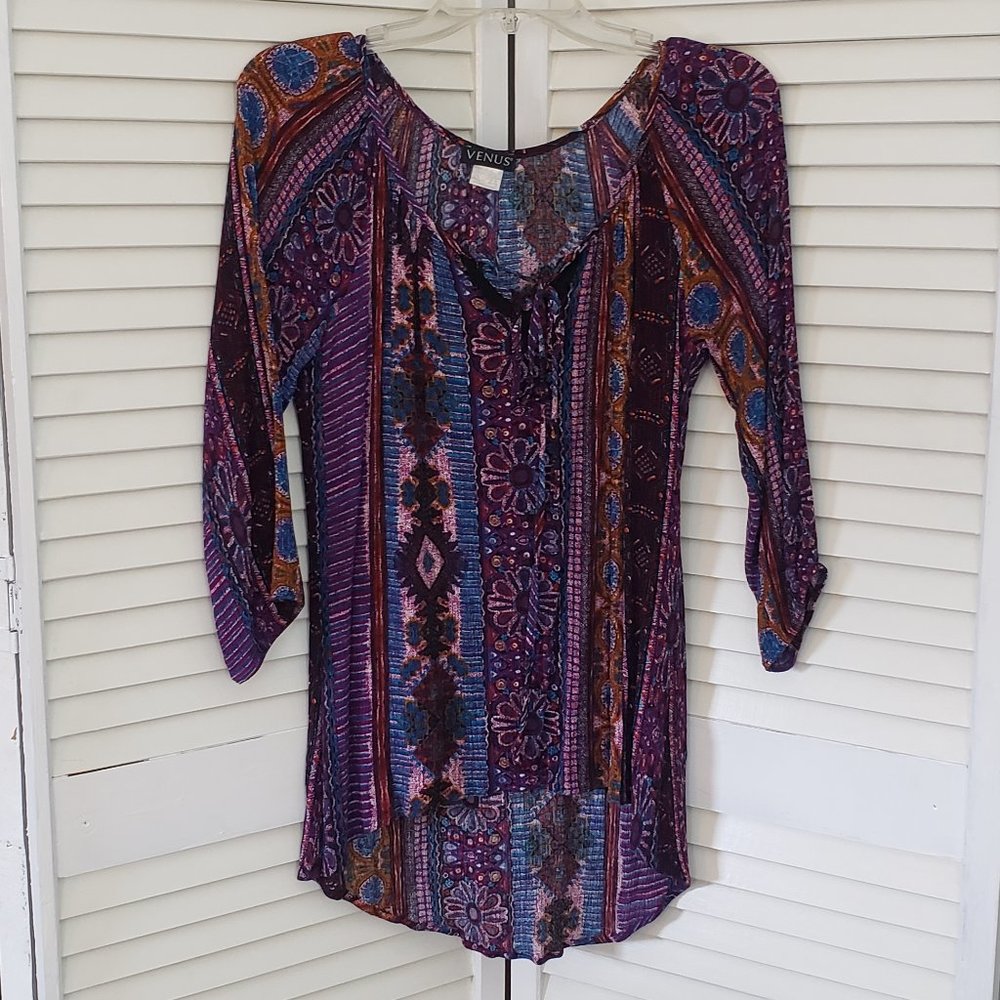 VENUS Long Sleeve Flowy Shirt